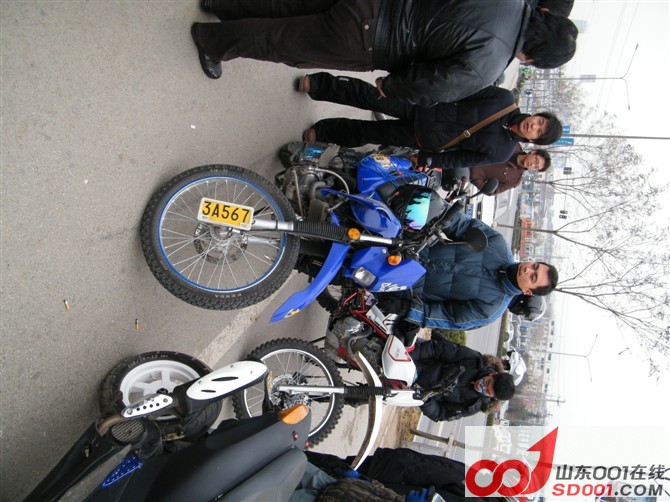 CAUEWQNA3216.jpg