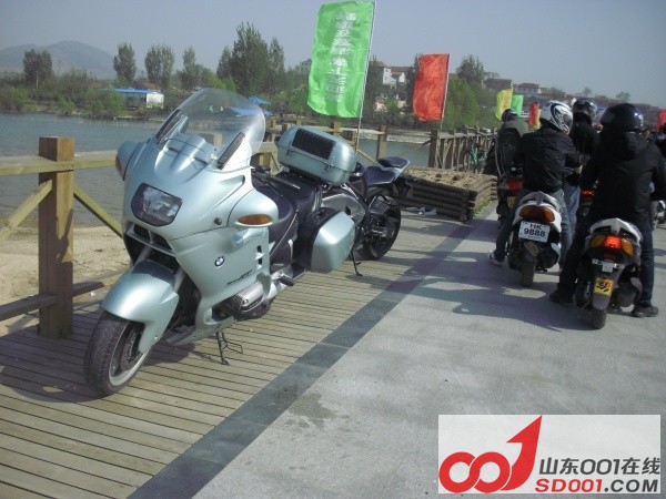 p_large_Cbgm_5d09000071782d0c.jpg