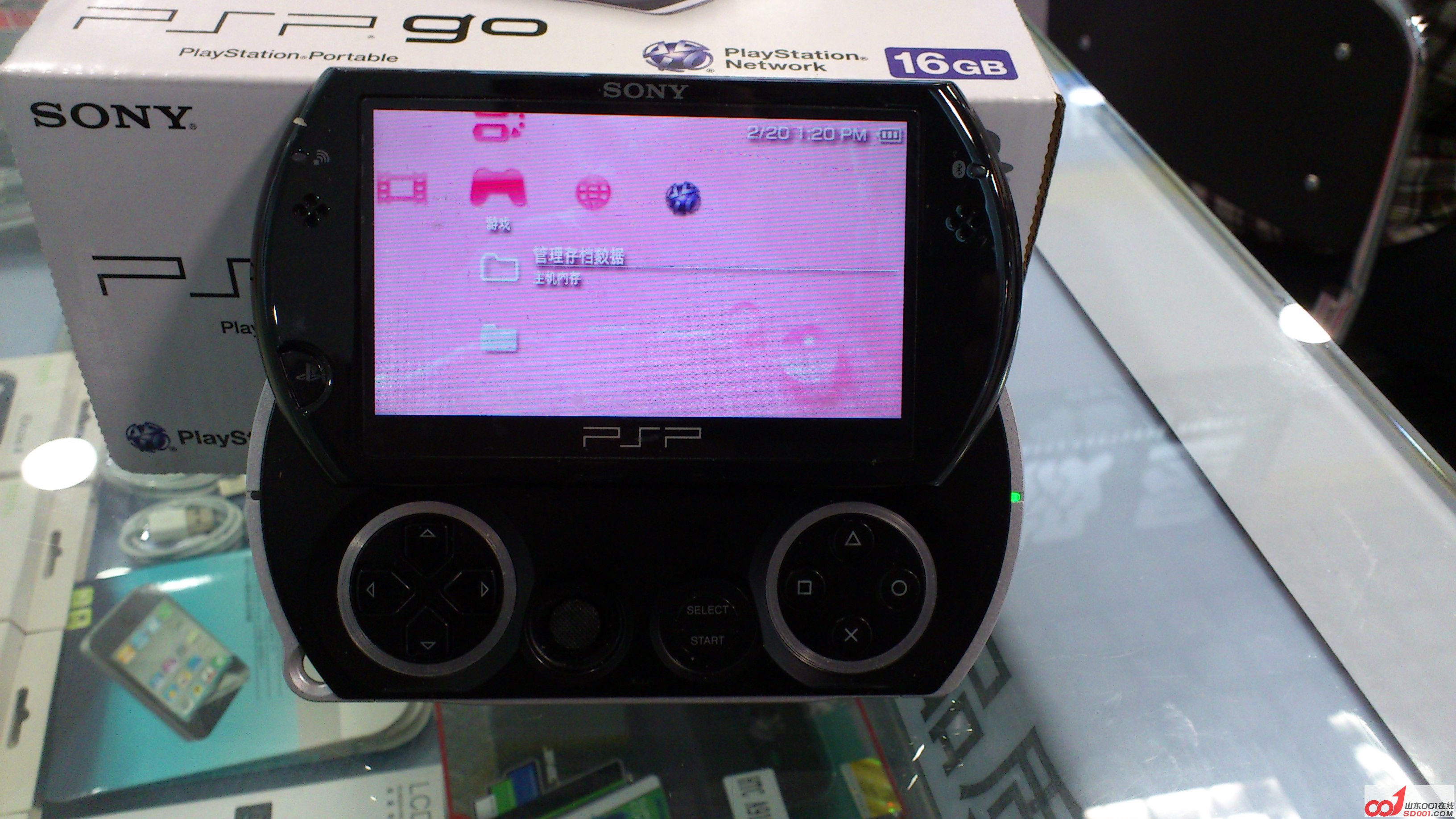 索尼psp go 几乎全新18653100616 价格650 上
