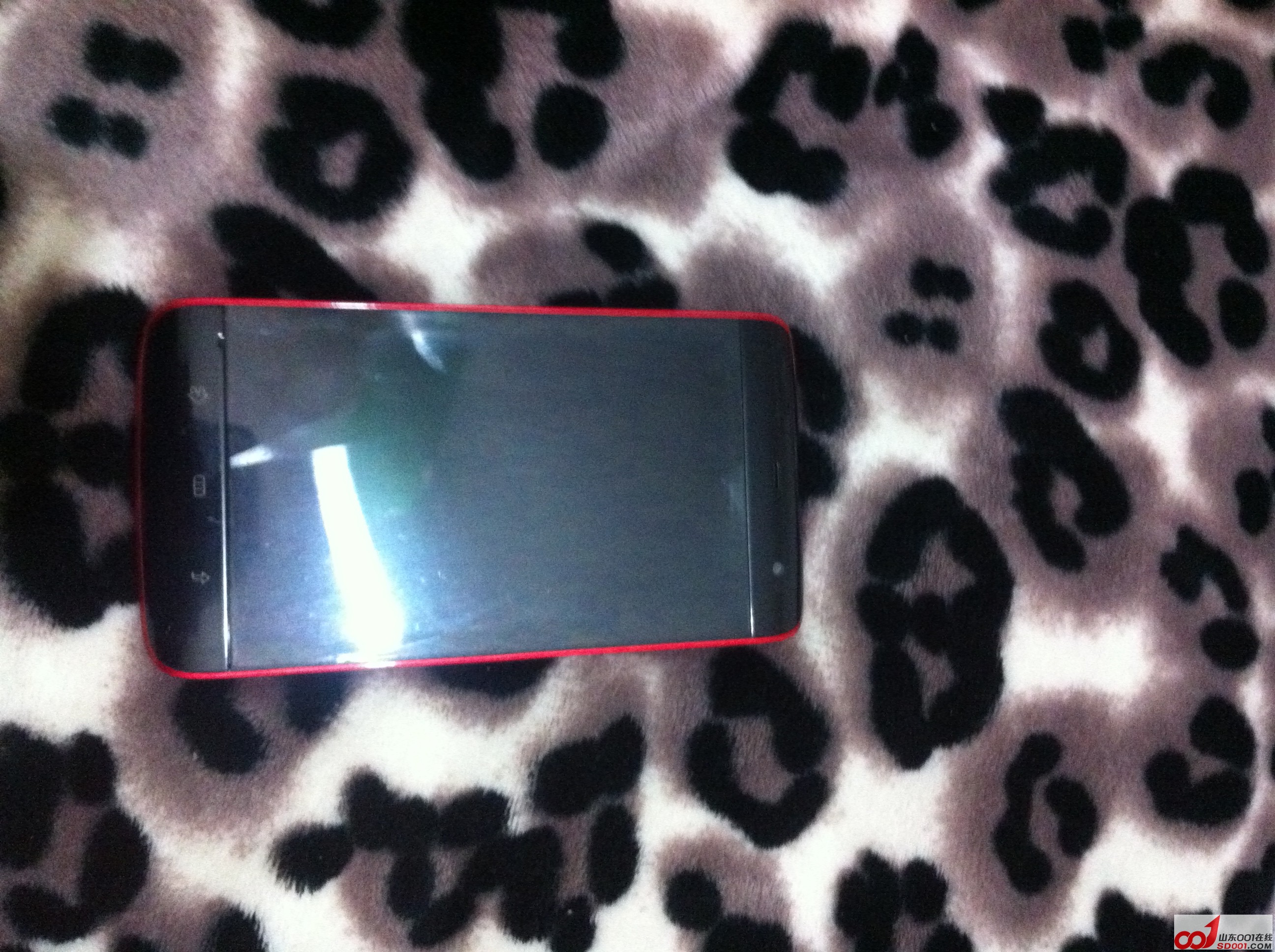 99新港行mini5,带三防套。刚刷miui系统,很给力