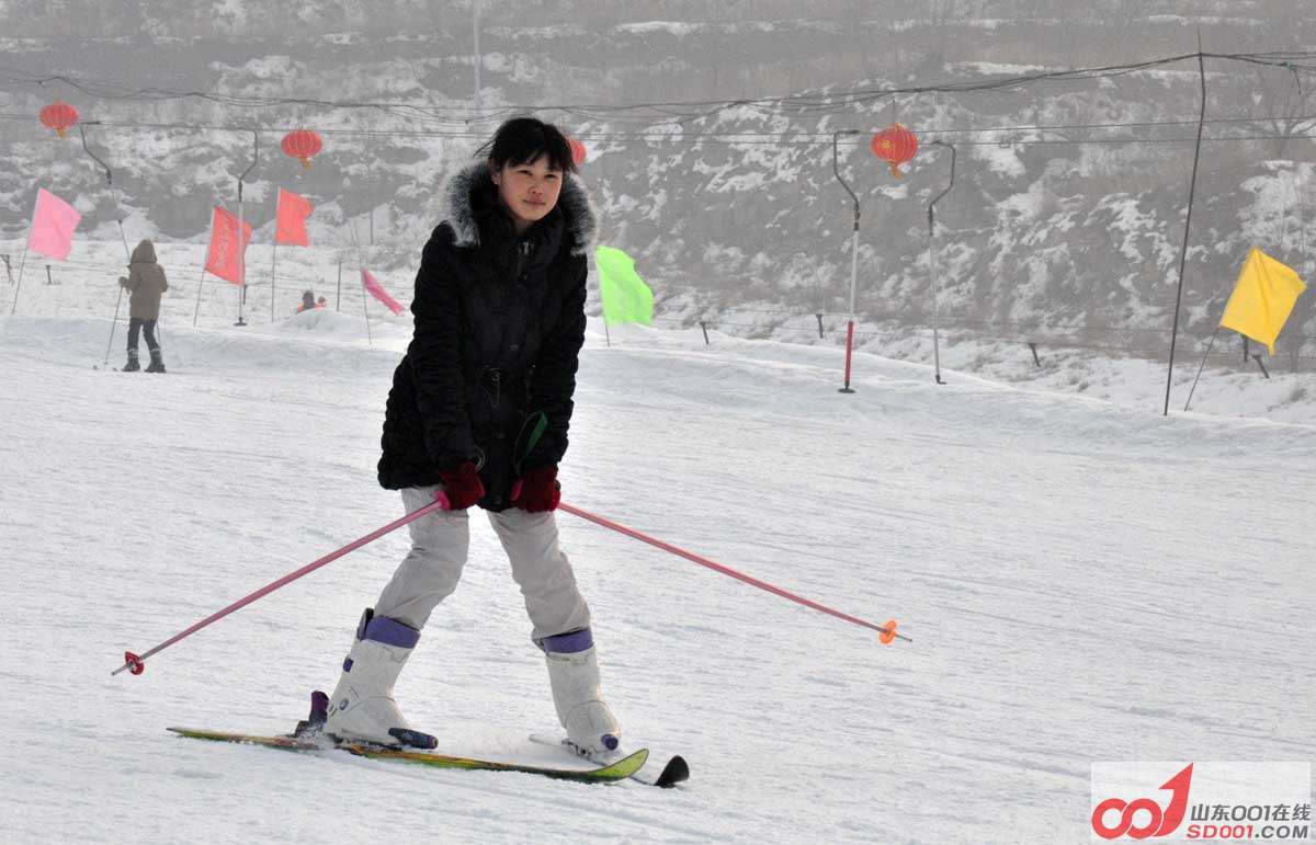 山,2013年2月3日(周日)卧虎山滑雪火热报名15