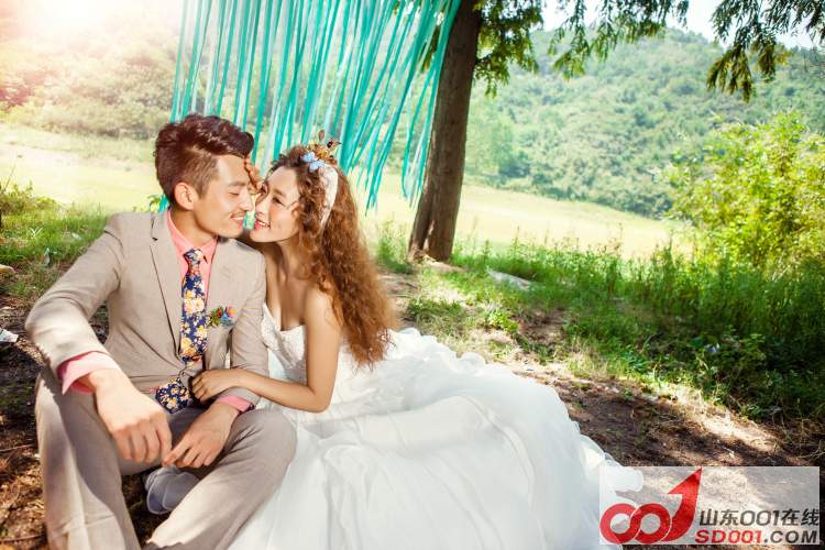 完美新娘婚纱摄影_新娘完美的婚纱(2)