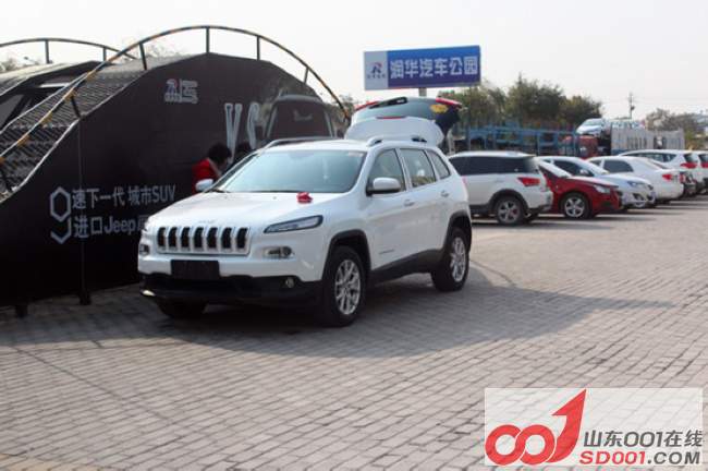 nEO_IMG_12.09 ��Jeep Jeep���ɹ⡪��׼���ø���һ����Ұ2689.jpg