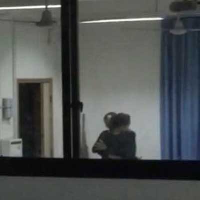 ��ѧ��ѧ�н�ʦ��Ůѧ���ڰ칫��XXX������ͼ������