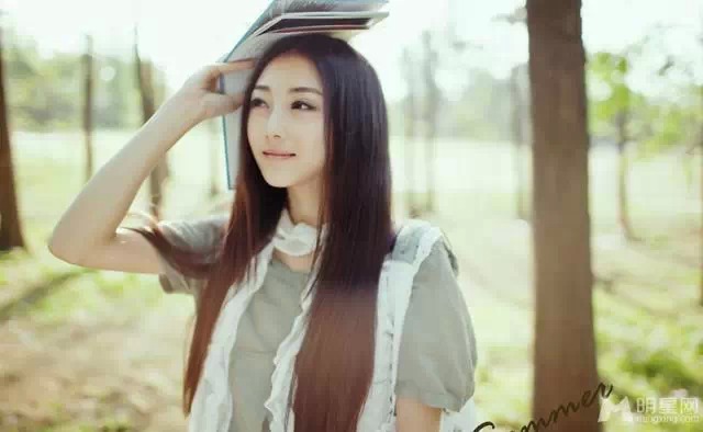 �Ϲ�ͻȻ�����飬Ů��û��û��ȴЦ��