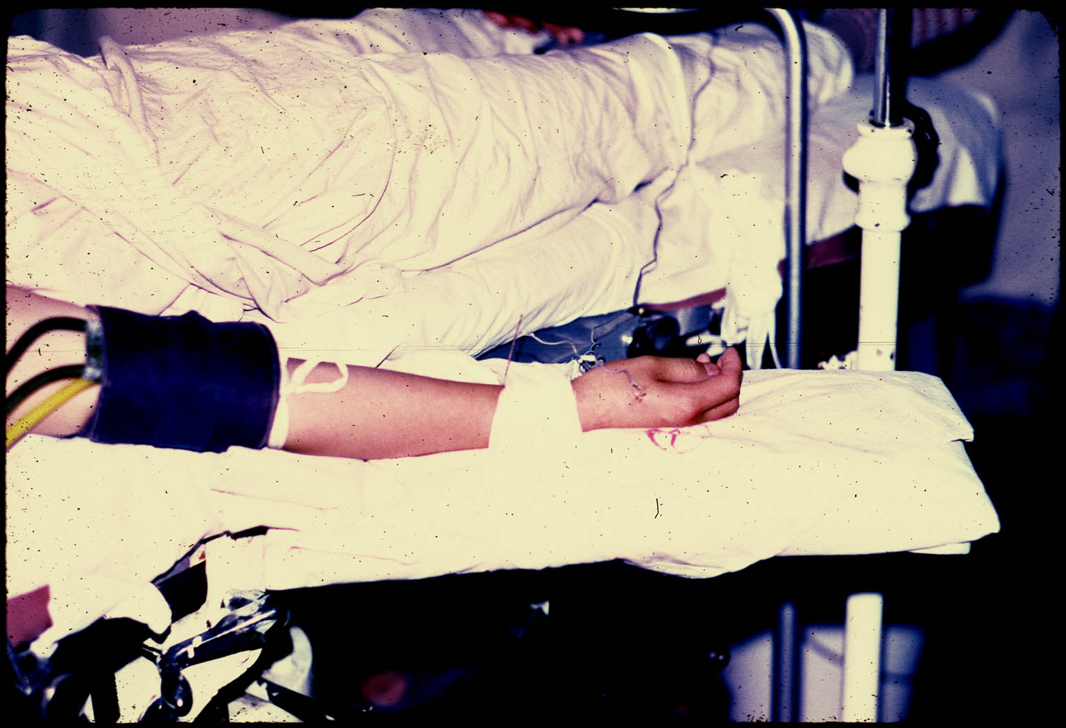 �𺳣�����������Ӱʦ��22����Ƭ��ԭ1972����ϵĴ���