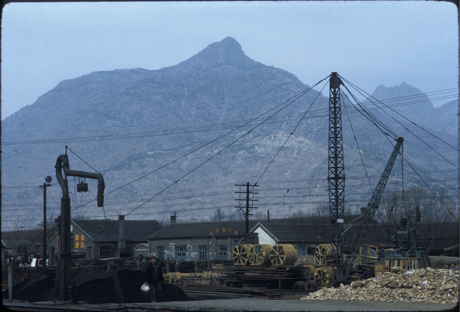 �𺳣�����������Ӱʦ��22����Ƭ��ԭ1972����ϵĴ���