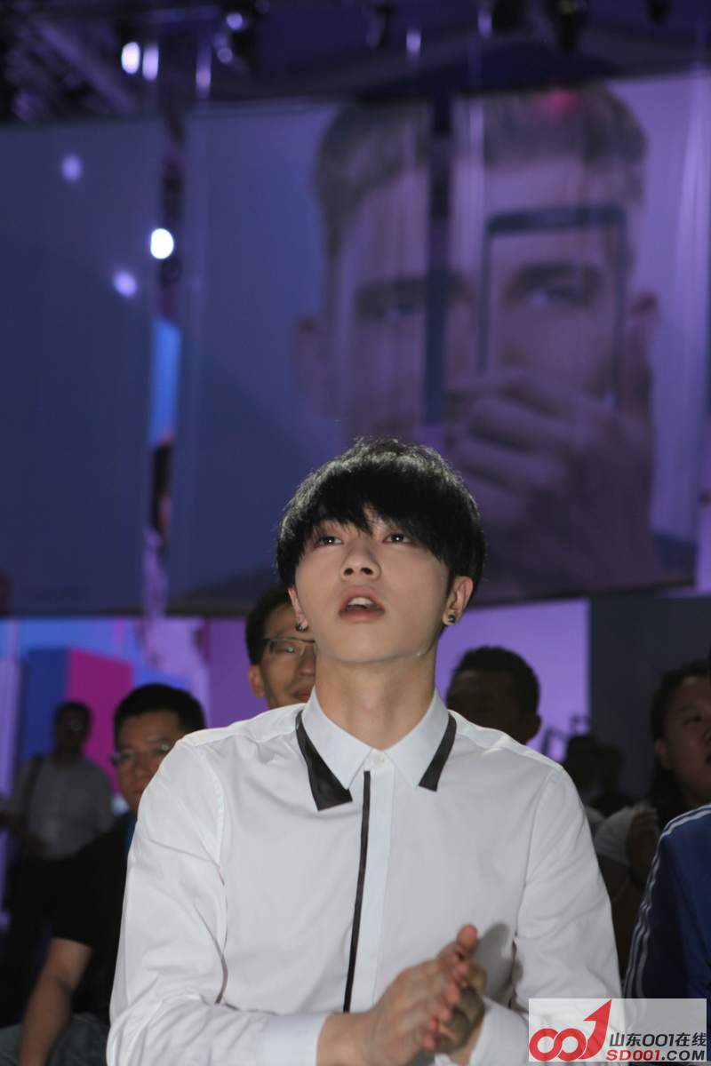 nEO_IMG_614.jpg