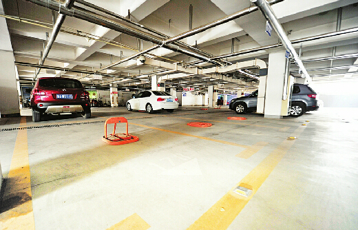 济南调查:买车位不如租划算 收管理费是否合理