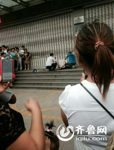 ����һ���ӳֵ��ٳ��������� Ⱥ��Χ����������