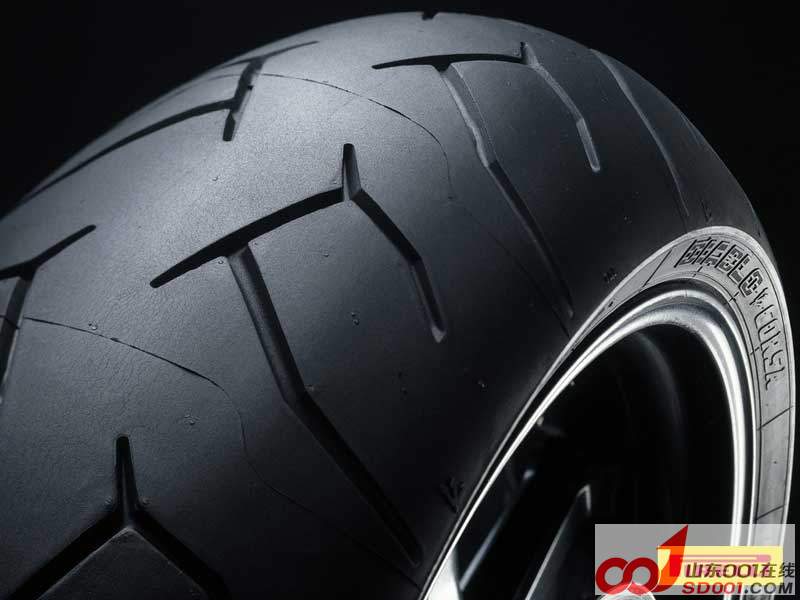 633573248066684358pirelli-diablo-tires-2.jpg