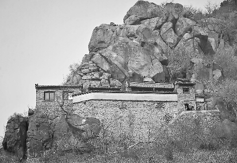 �峯��ǰ��ɽ�Ǽ���������ʤ֮һ ������һս��һʫ��һ��