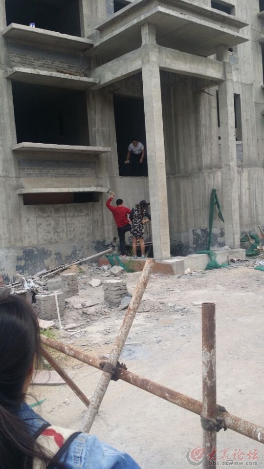 ɽ��ʡΫ���о��ÿ������������¥��άȨδ��������������