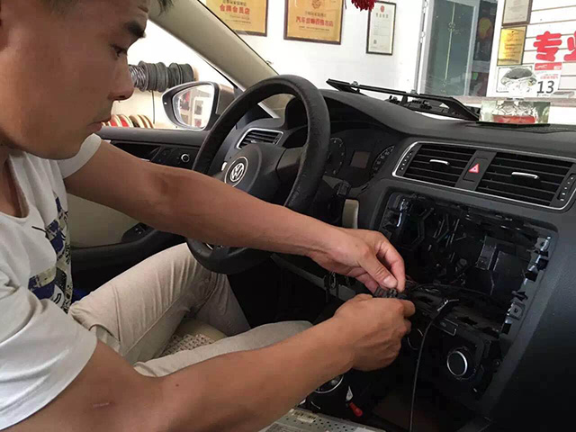 4 8����DSP������һ�����������ӣ�һ�����Դ����.jpg