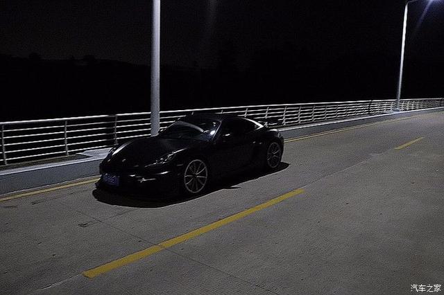 ��ɫ��������ս����£��718 2.0T��װGT4-26.jpg