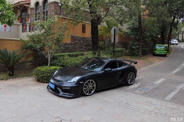 ��ɫ��������ս����£��718 2.0T��װGT4-23.jpg