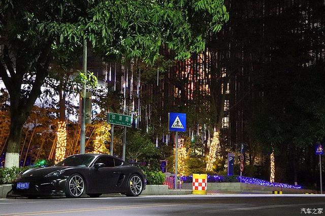 ��ɫ��������ս����£��718 2.0T��װGT4-34.jpg