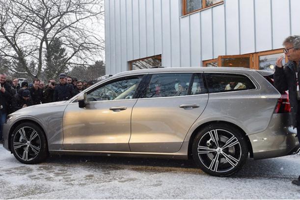 �ֶ���V60���� 2.0T�߹��ʰ�ƥ��8AT���㲻һ��������-3.jpg