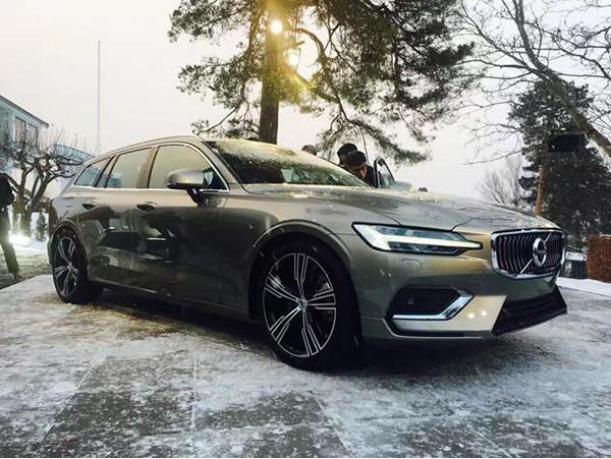 �ֶ���V60���� 2.0T�߹��ʰ�ƥ��8AT���㲻һ��������-2.jpg