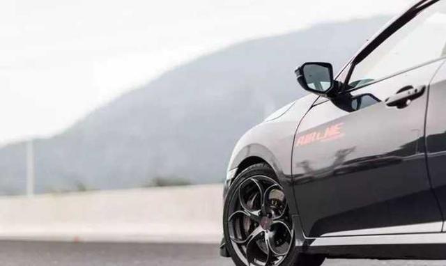 270����+�ֶ��ĳ�ǿ��ɫʮ��˼�������Type R��û����ôɧ��-11.jpg