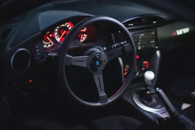 �ɾ���Լ������86��װ����������ʿ��˹��³STI ��װ-16.jpg