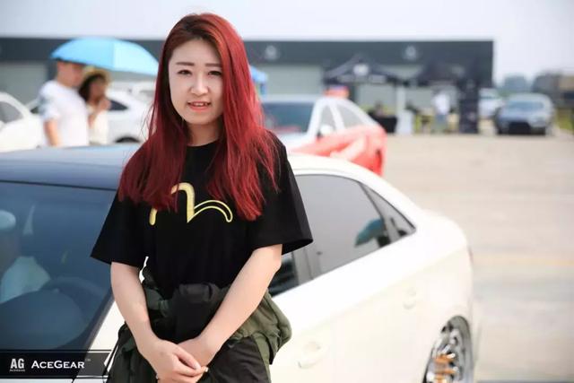 �����Ĺ���˭���� �����˽�iAcro Lady���еĸ�װ��-7.jpg