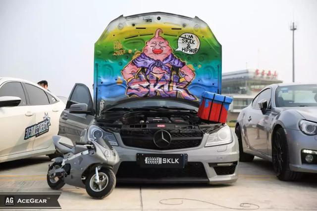 �����Ĺ���˭���� �����˽�iAcro Lady���еĸ�װ��-14.jpg