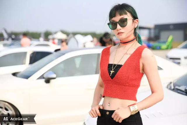 �����Ĺ���˭���� �����˽�iAcro Lady���еĸ�װ��-22.jpg