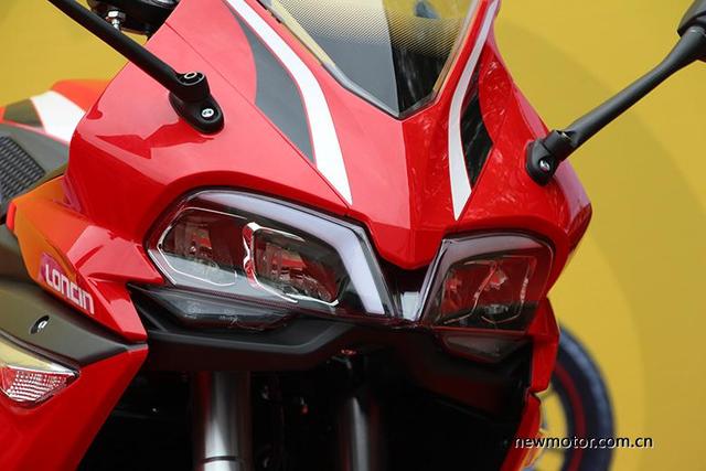 �๦�������������� ���¡���޼�300RR-5.jpg