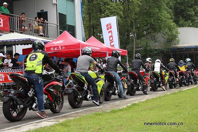 �๦�������������� ���¡���޼�300RR-11.jpg