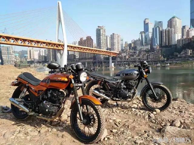 ���۸���Ҳ�з� ��Ԫ�ڸ���Ħ���̵�-1.jpg