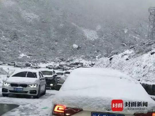 ���վ۽���ǧ�೵��ѩҹ�����Ĵ��۶�ɽ �������ȱ���-11.jpg