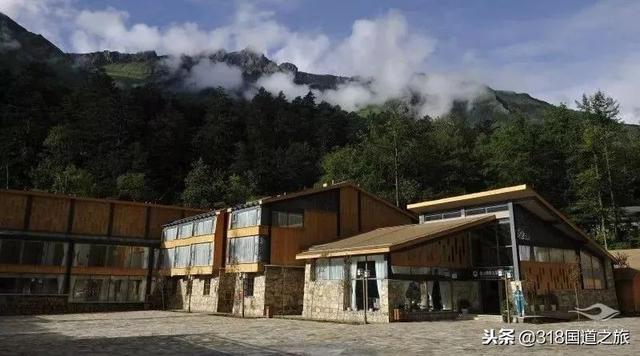 G318 Ŀ�ĵ�·����򶨡�����Ŀ�ĺ�ɫ�Ļ�����-71.jpg