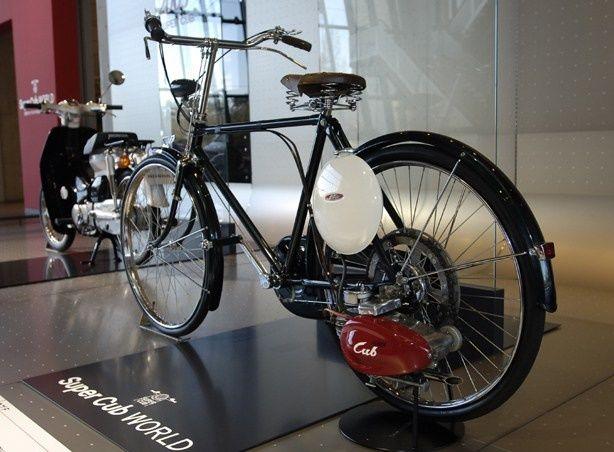1952꣬ȻܰгĦг-10.jpg