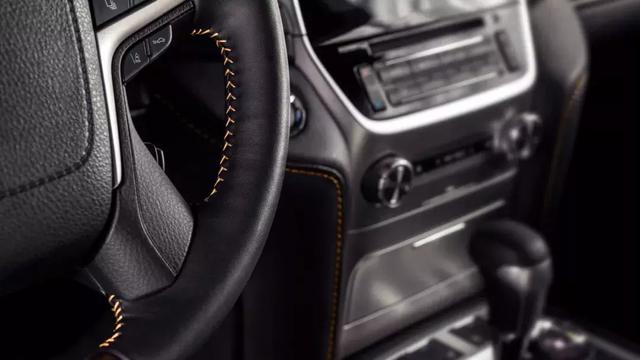 ���¿�·���³� ȫ���1200̨����������Ŷ�������ֵ-7.jpg