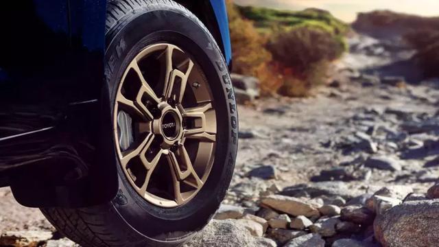 ���¿�·���³� ȫ���1200̨����������Ŷ�������ֵ-4.jpg