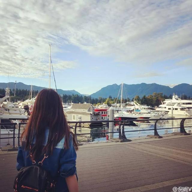 ��һ���θ���ο��� ����ѧ����6�� �������������ĳ��߱Ƹ���Ƭ-4.jpg