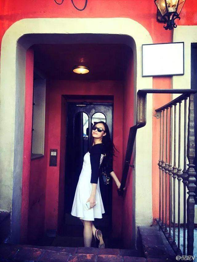 ��һ���θ���ο��� ����ѧ����6�� �������������ĳ��߱Ƹ���Ƭ-3.jpg