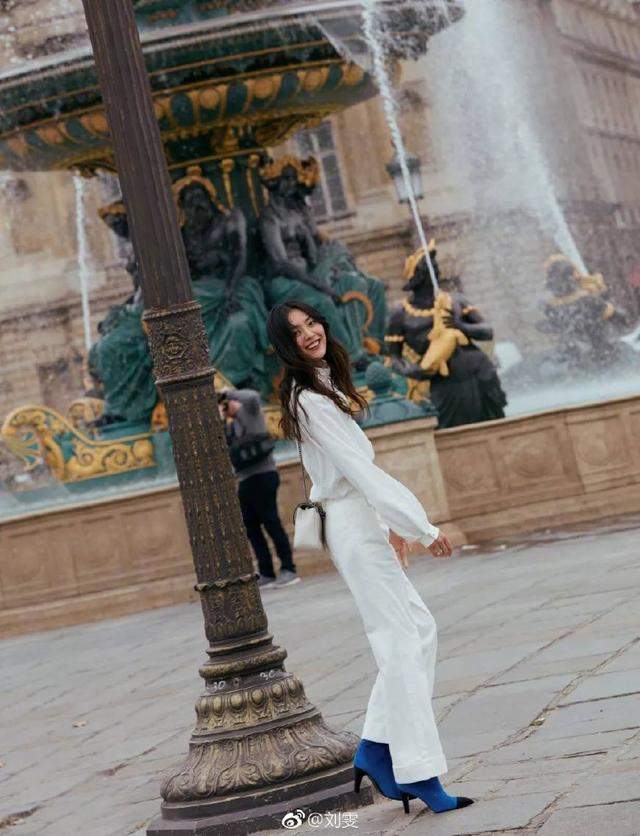 ��һ���θ���ο��� ����ѧ����6�� �������������ĳ��߱Ƹ���Ƭ-19.jpg