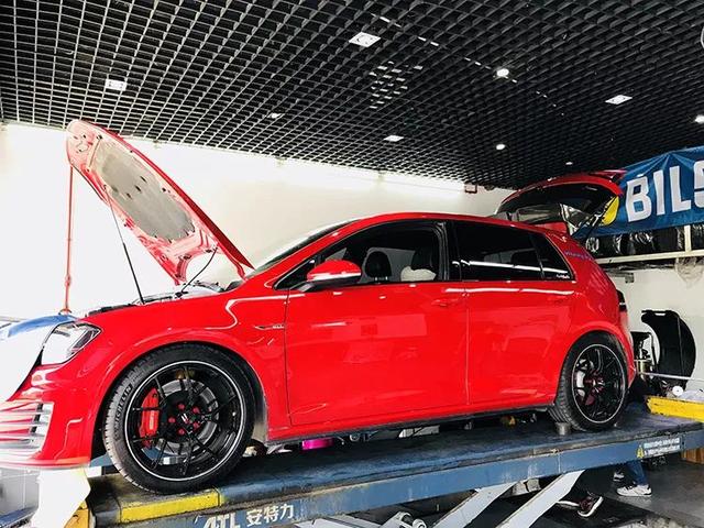 ����װ��һ���ڰٳ�7���߶���GTI�ı����װ-12.jpg