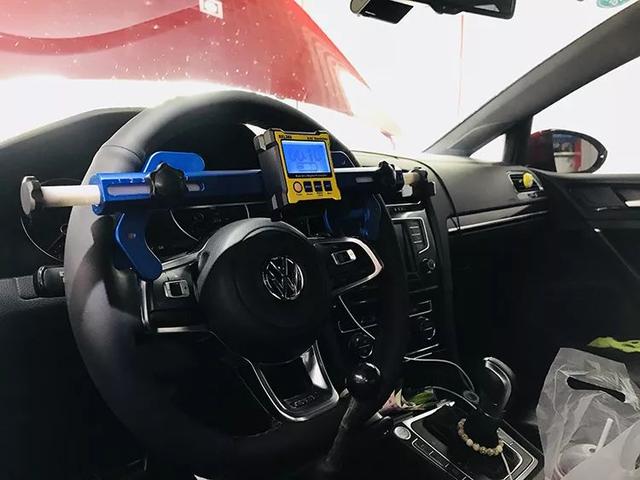 ����װ��һ���ڰٳ�7���߶���GTI�ı����װ-10.jpg