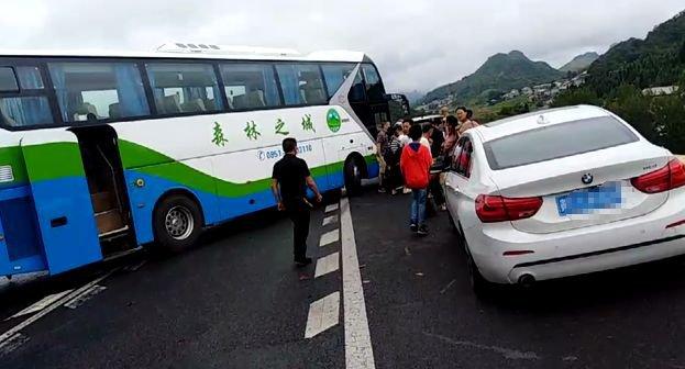 ɲ��ס�������Ƹ����Ϲҳ���ײ 20 ������-12.jpg