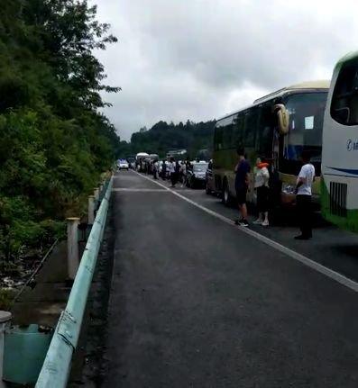 ɲ��ס�������Ƹ����Ϲҳ���ײ 20 ������-18.jpg