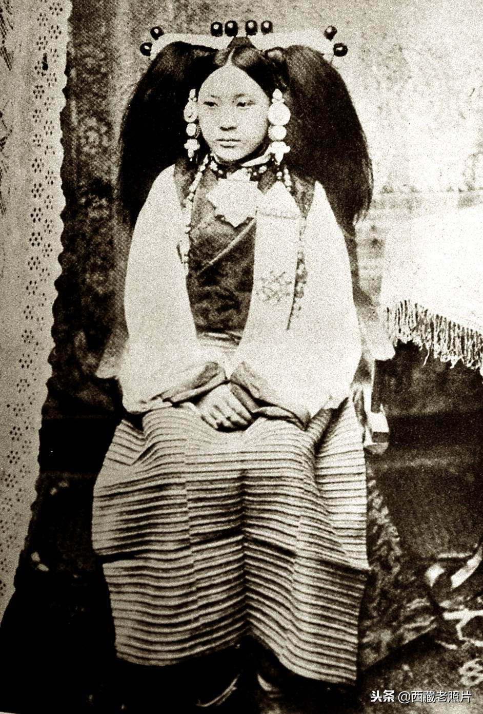 ӹʱ顢ʯǶĹ-1.jpg