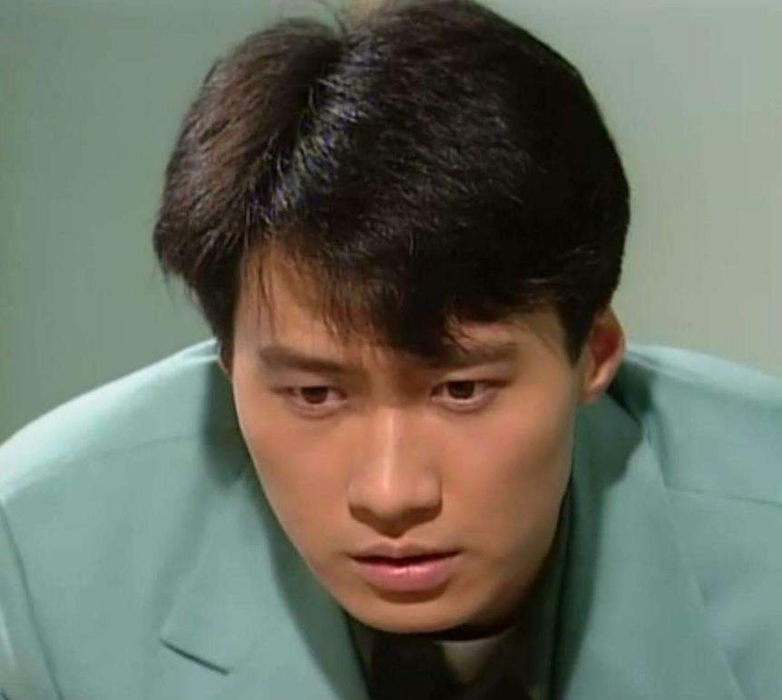 �������������Ĵ���������ֵ��ߣ�������Ƭ������ �������ж�˧-1.jpg