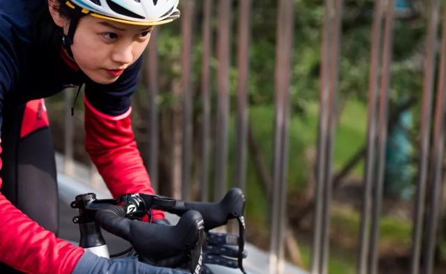 ��һ���ĵ�����Ů ��С��硱������̽������-3.jpg