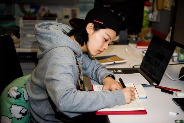 ��һ���ĵ�����Ů ��С��硱������̽������-11.jpg