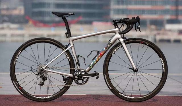 ��һ���ĵ�����Ů ��С��硱������̽������-18.jpg