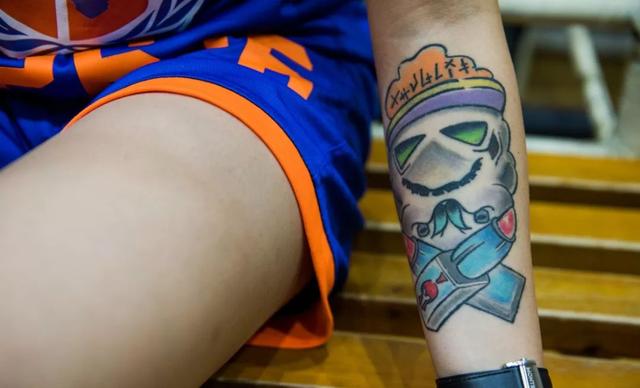 ��һ���ĵ�����Ů ��С��硱������̽������-26.jpg