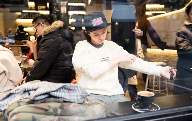 ��һ���ĵ�����Ů ��С��硱������̽������-29.jpg